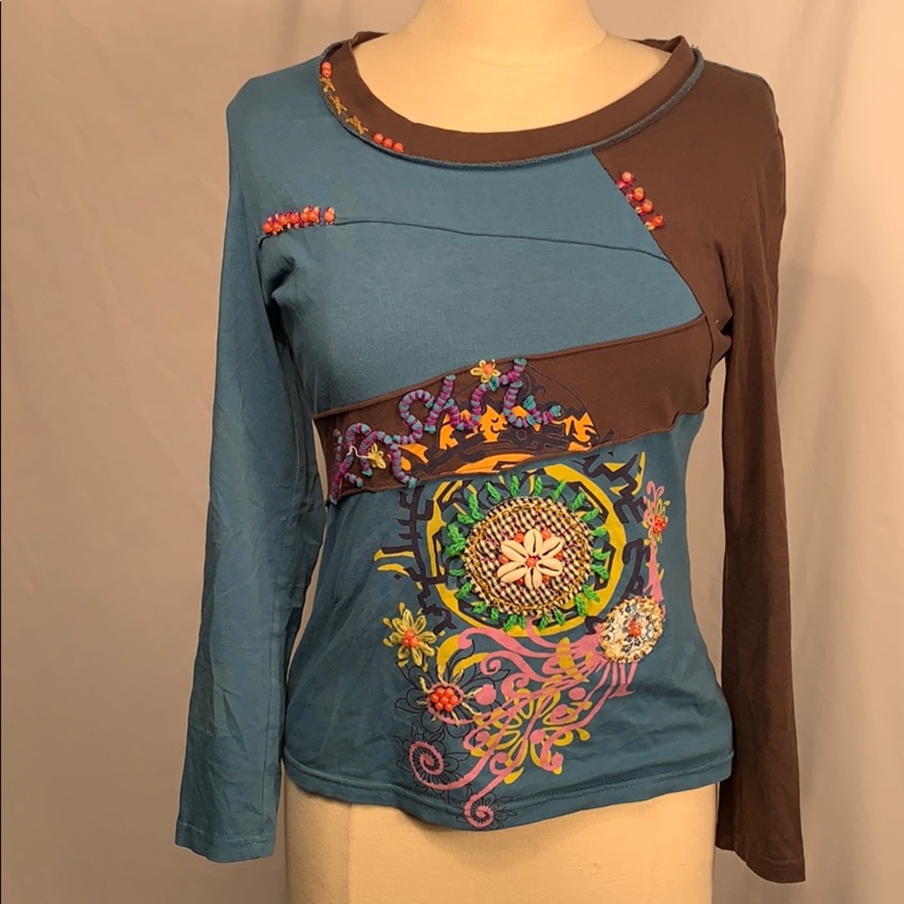 Adore Long Sleeve Shirt with Shells, Beading SZ S